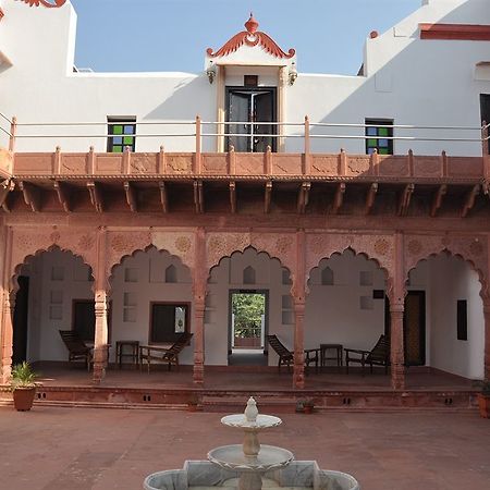 Chandra Mahal Haveli Luhāru Exterior foto